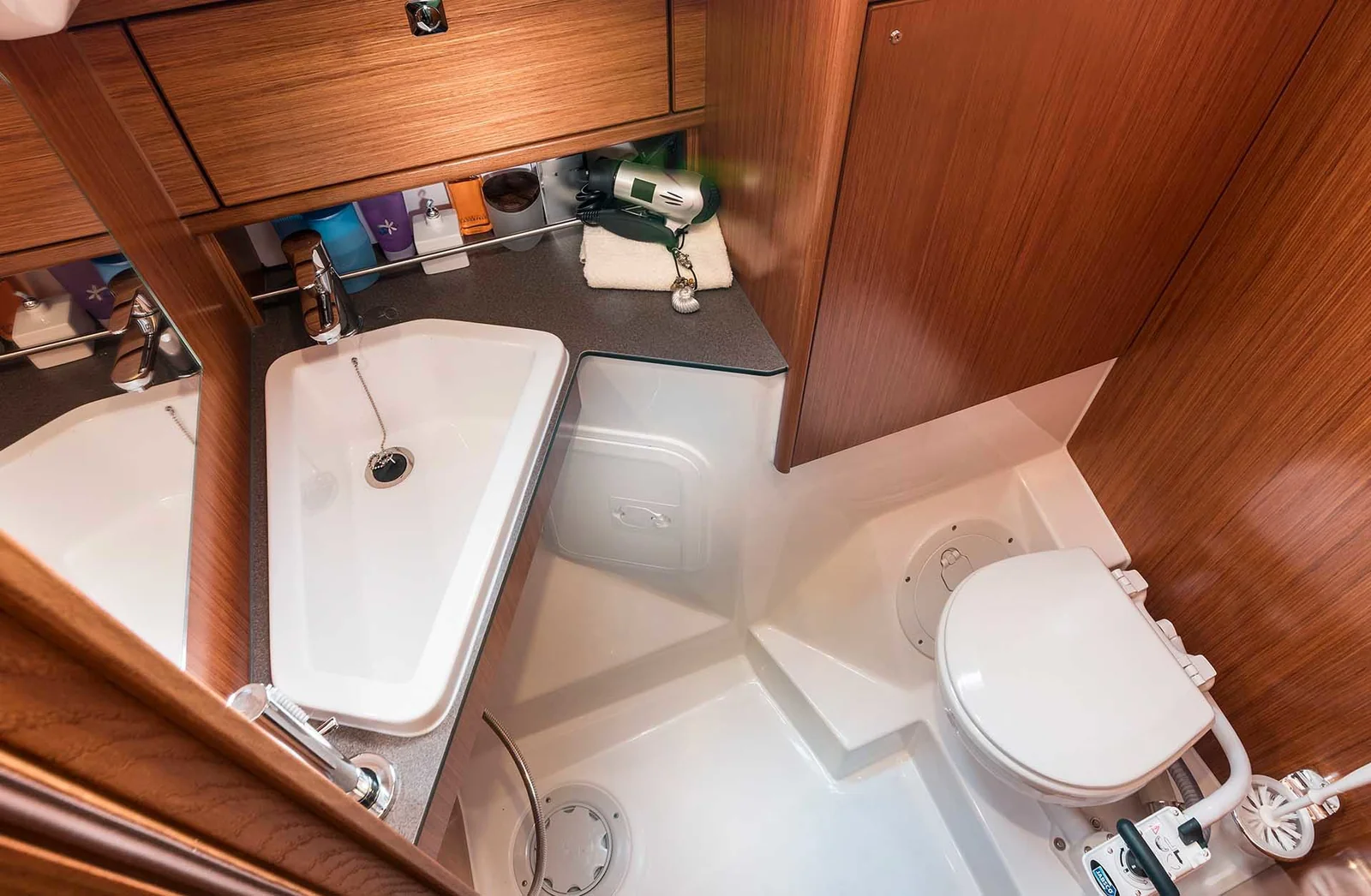 Yacht BAVARIA Cruiser 34 - Joker - Foto 11