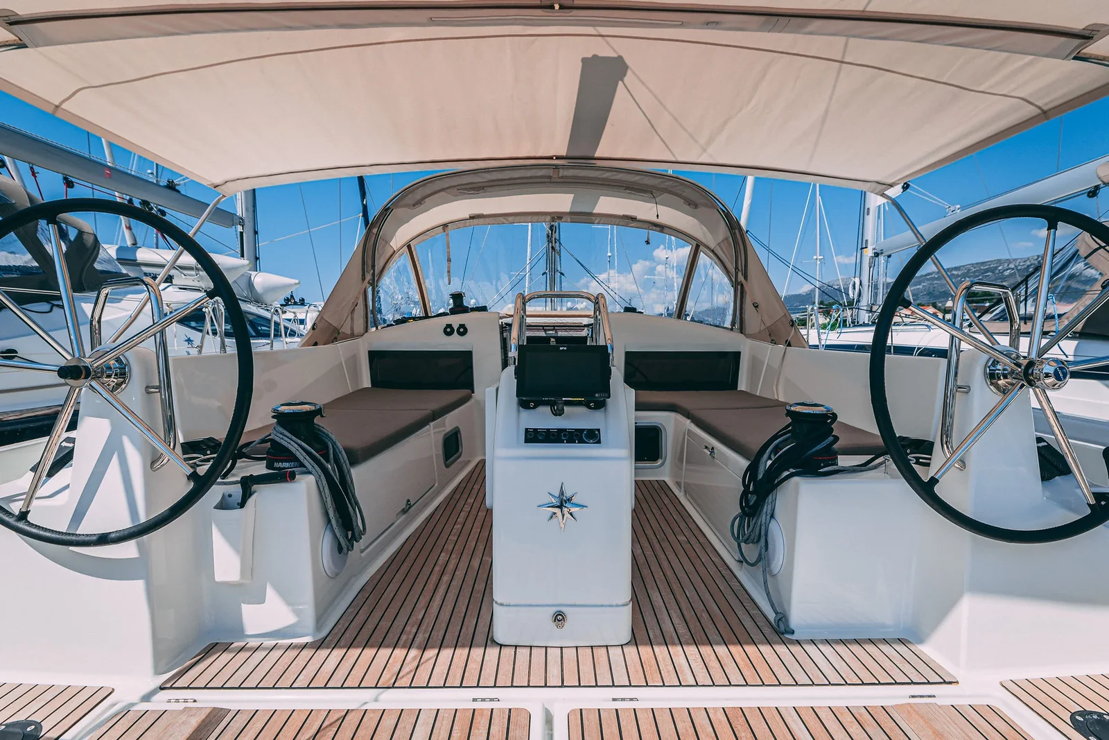 Yacht JEANNEAU Sun Odyssey 440 - Mikkamakka - Foto 1