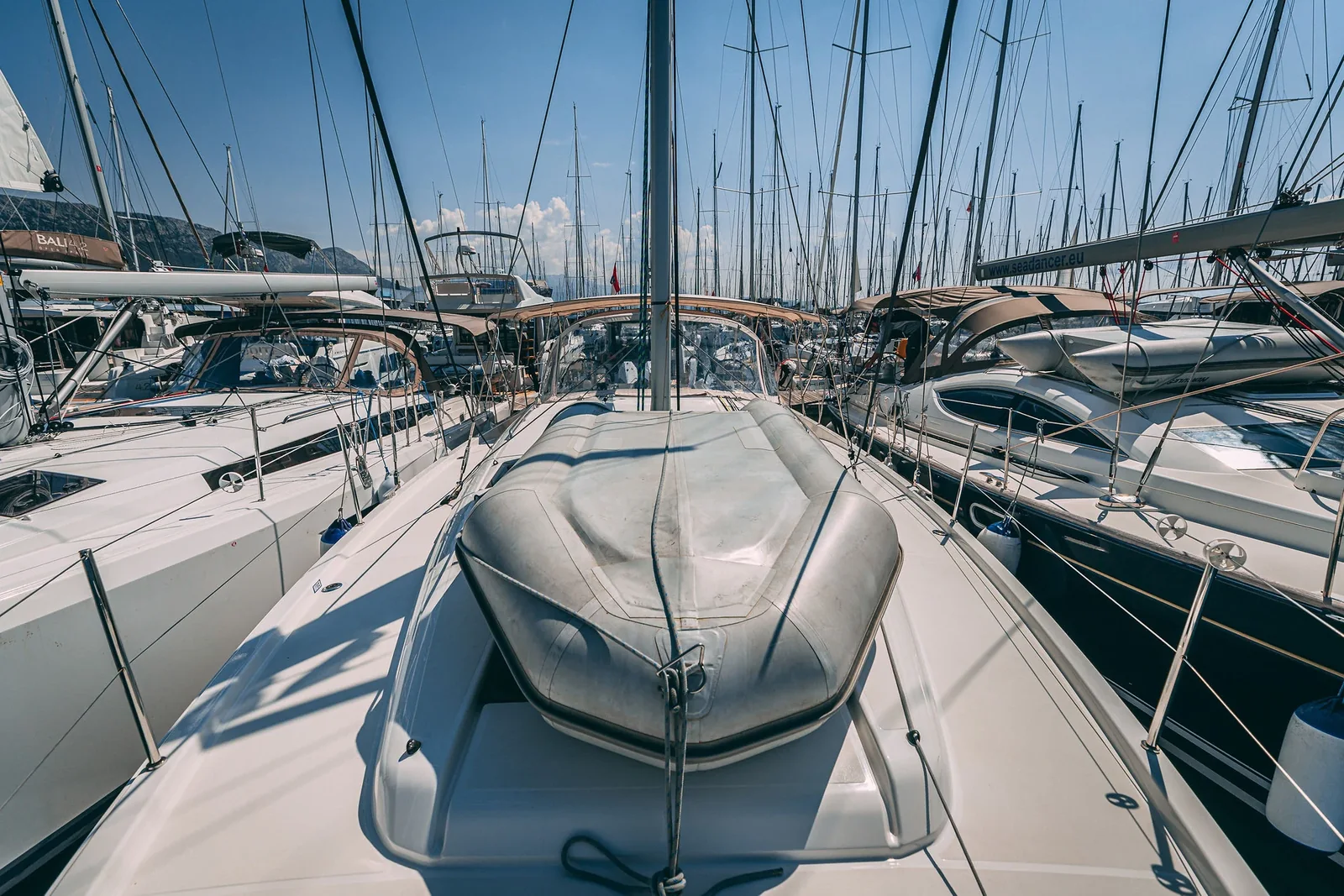 Yacht JEANNEAU Sun Odyssey 440 - Mikkamakka - Foto 1
