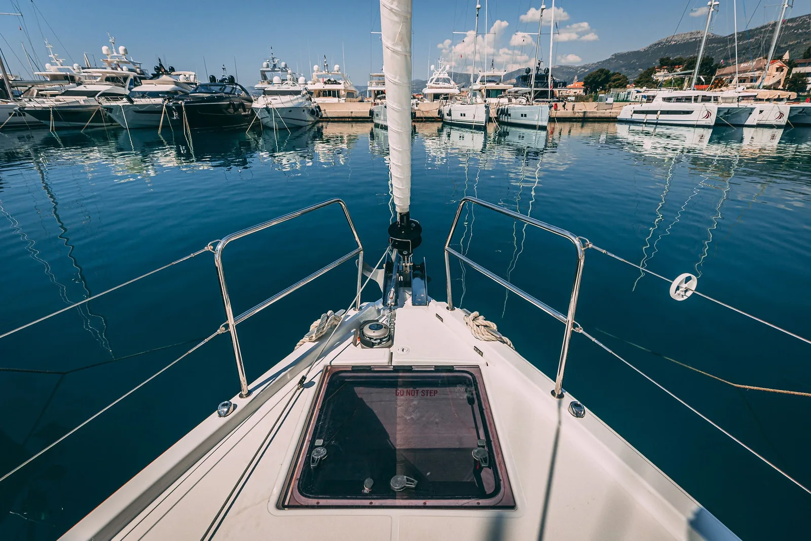Yacht JEANNEAU Sun Odyssey 440 - Mikkamakka - Foto 1