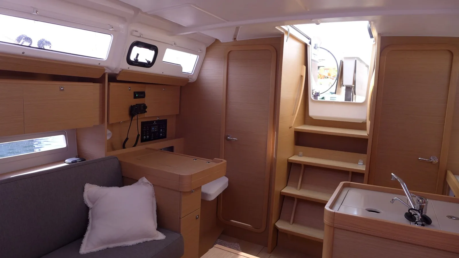 Yacht DUFOUR 360 Grand Large - Mar me Quer - Foto 1