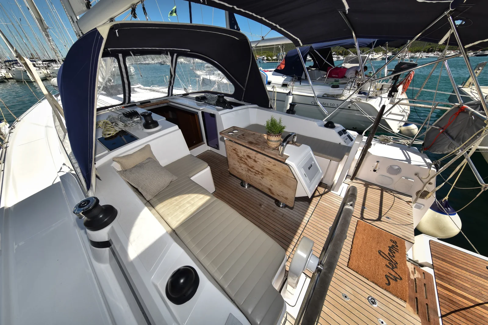 Yacht BAVARIA C42 - Bella - Foto 1
