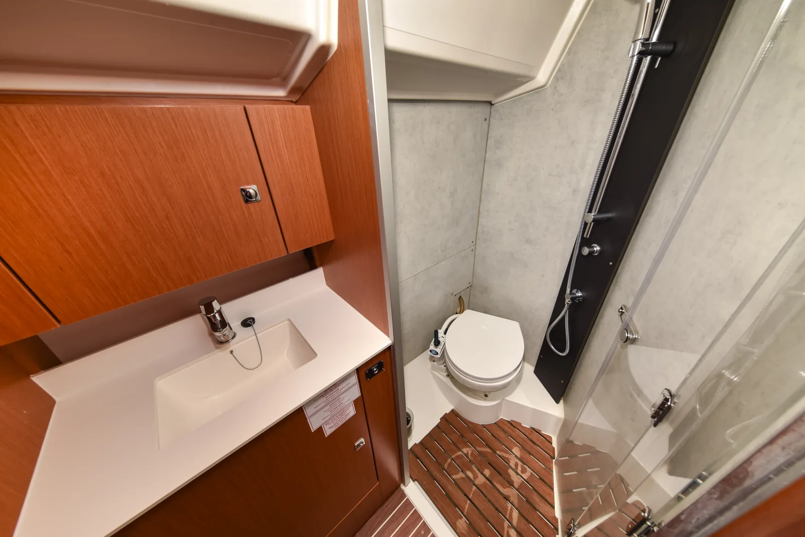 Yacht BAVARIA C42 - Bella - Foto 1