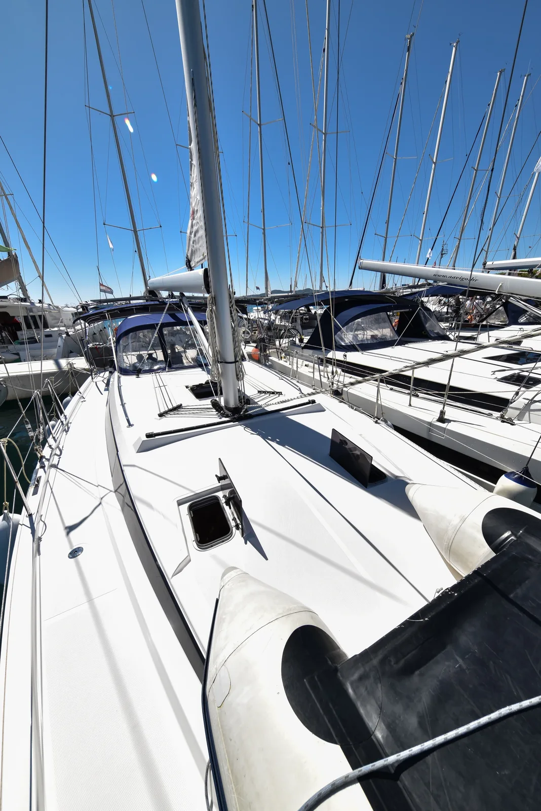 Yacht BAVARIA C42 - Bella - Foto 1
