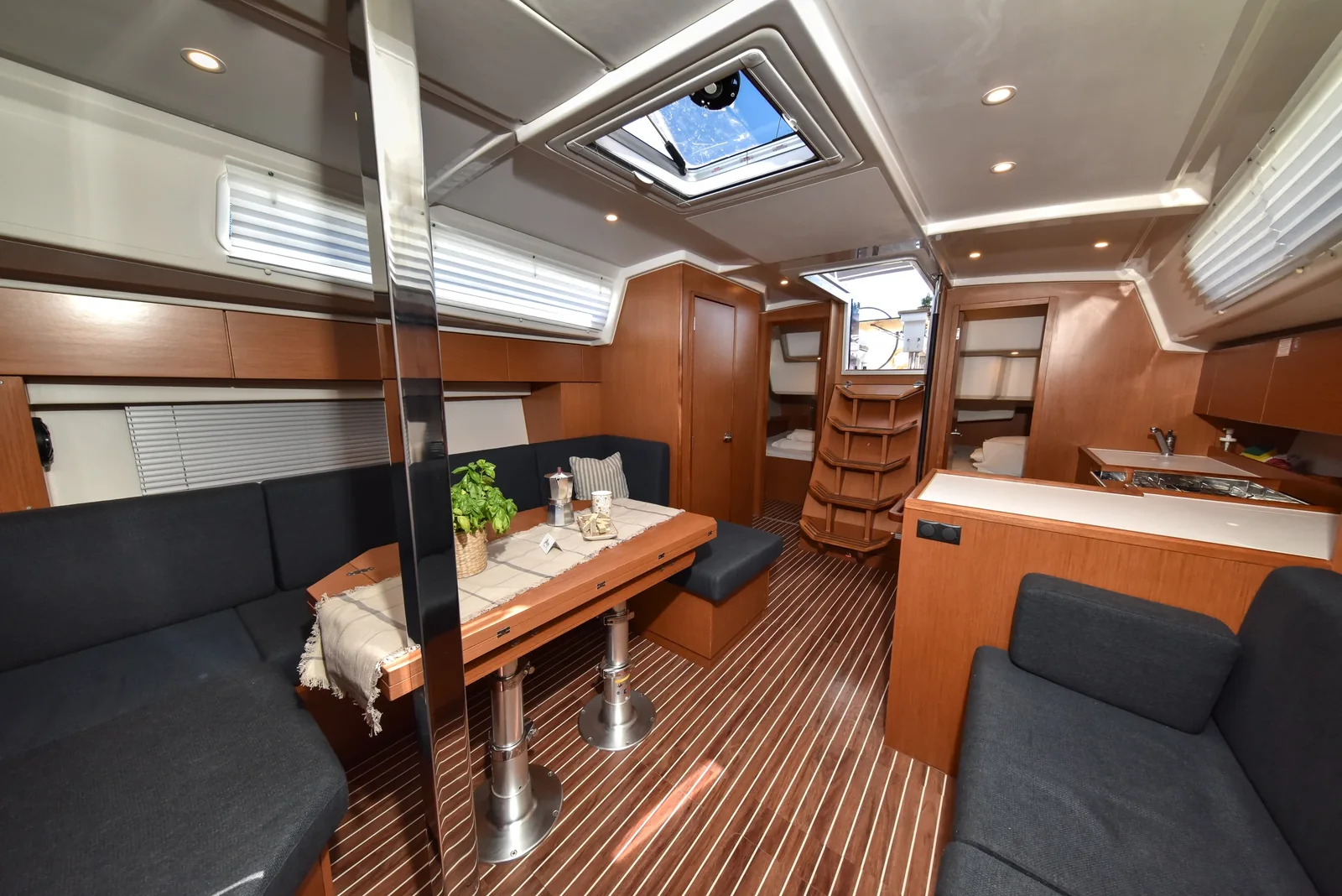 Yacht BAVARIA C42 - Bella - Foto 1