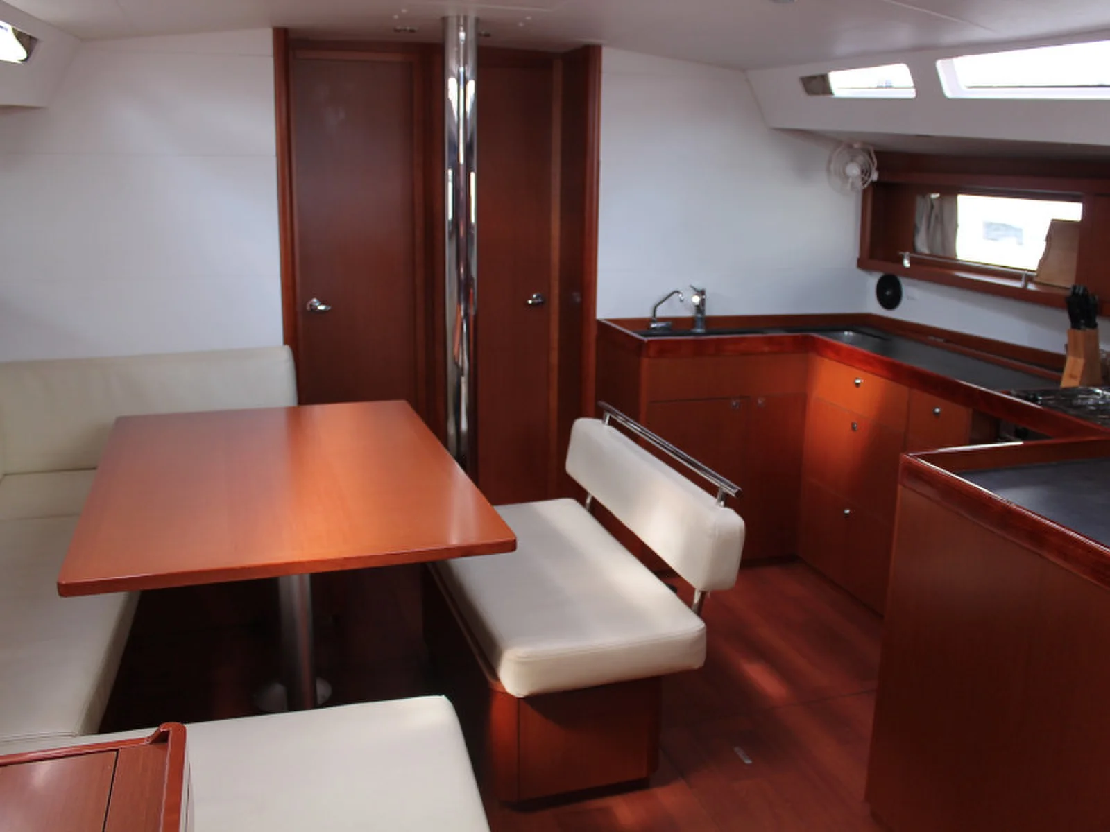 Yacht BENETEAU Oceanis 48 - Mars Planet - Foto 1