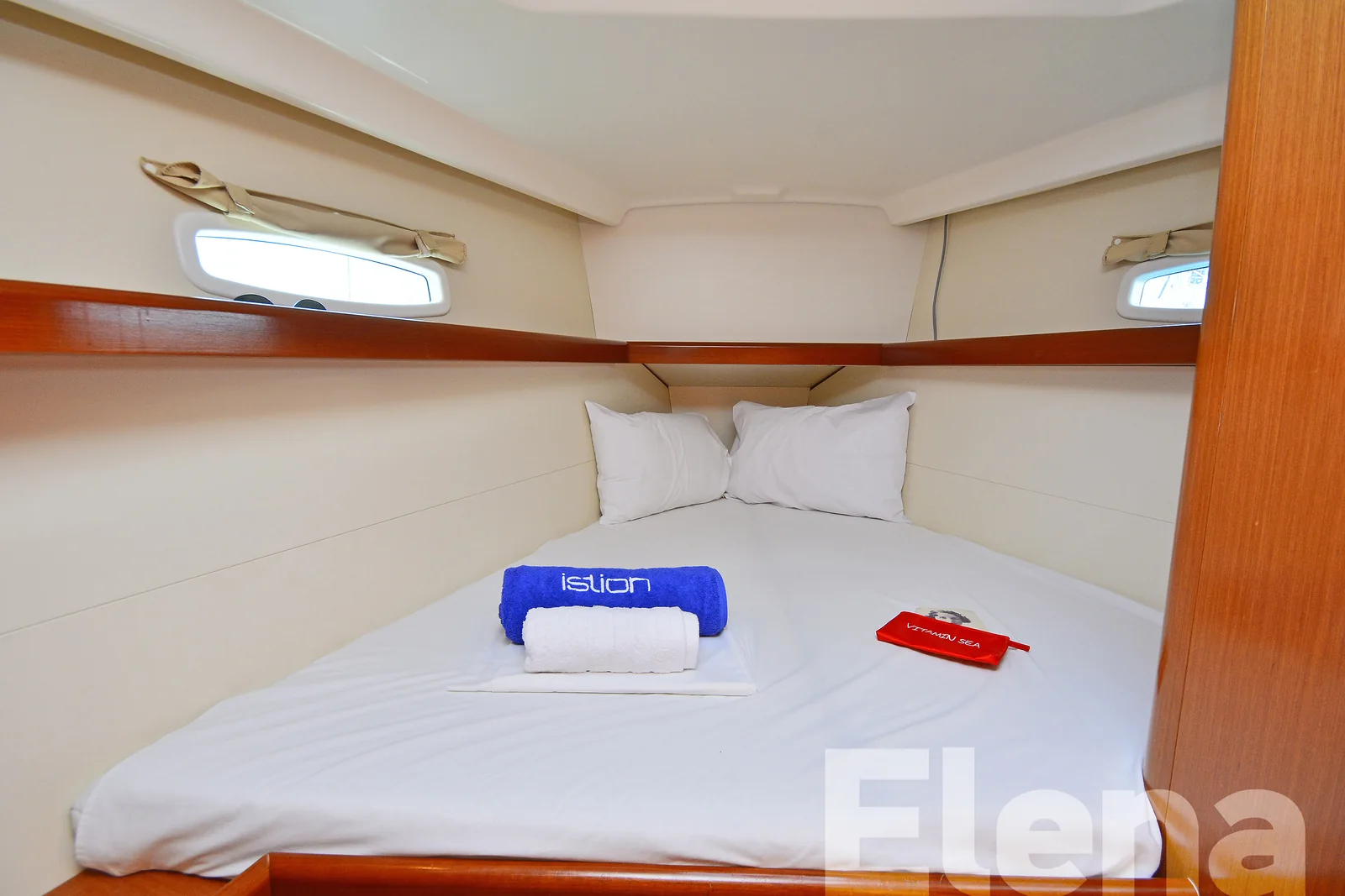 Yacht BENETEAU Oceanis 43 - Elena - Foto 1