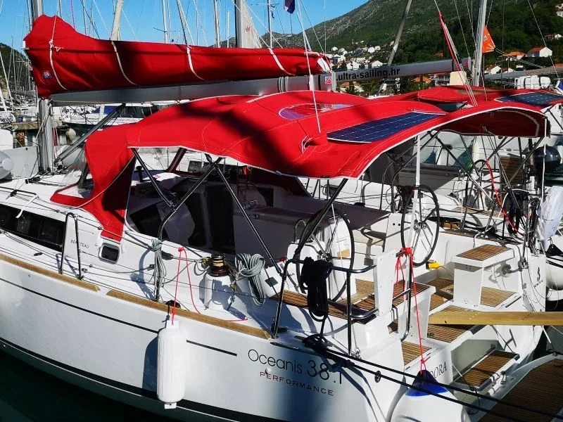 Yacht BENETEAU Oceanis 38.1 - Teodora - Foto 9