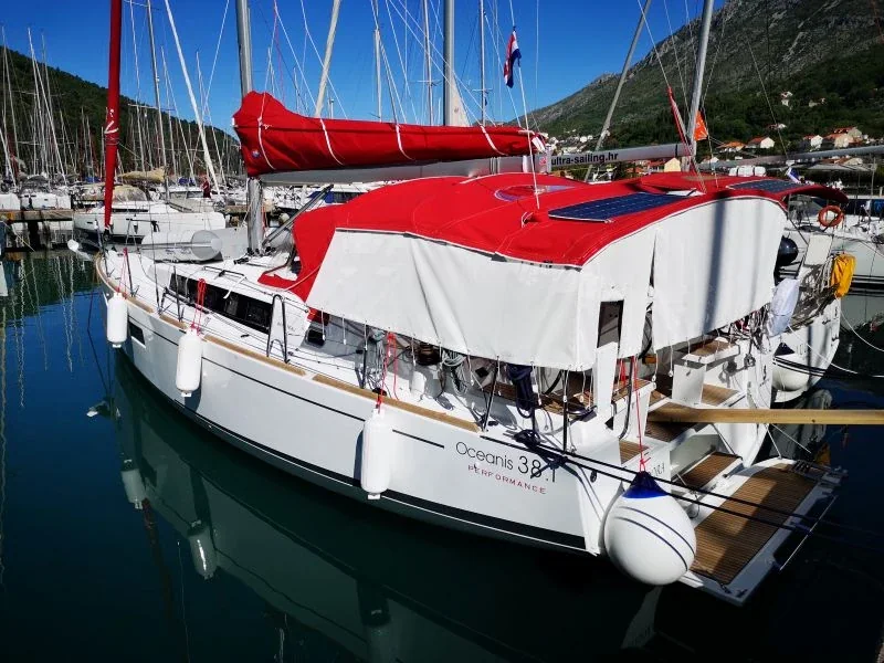 Yacht BENETEAU Oceanis 38.1 - Teodora - Foto 10