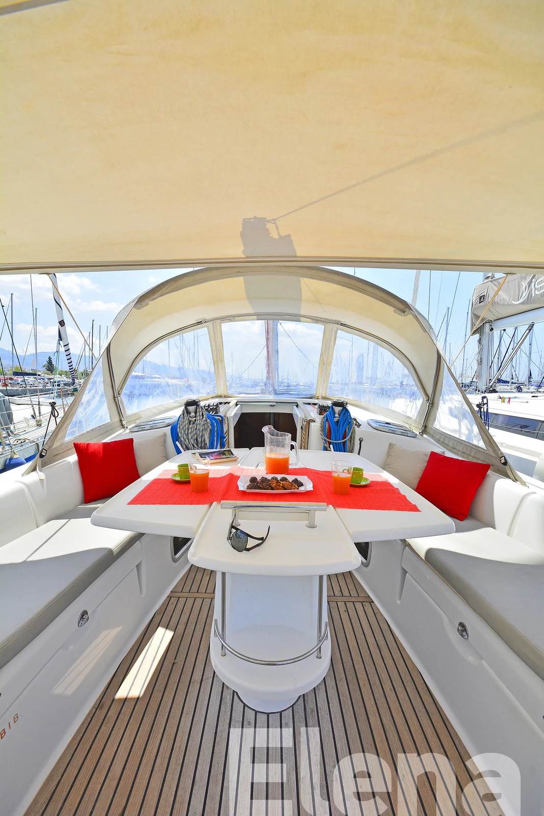 Yacht BENETEAU Oceanis 43 - Elena - Foto 1