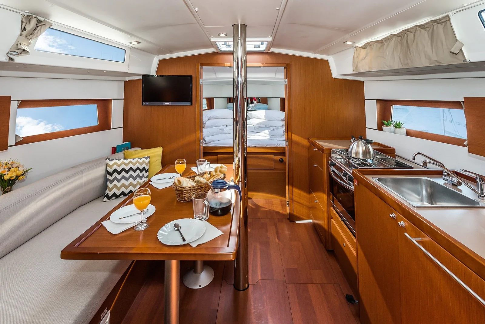 Yacht BENETEAU Oceanis 38.1 - Sailor Jupiter