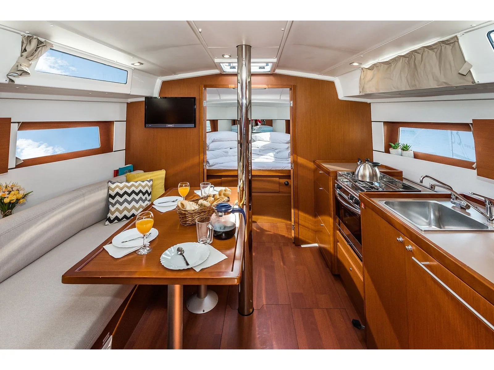 Yacht BENETEAU Oceanis 38.1 - Sailor Jupiter - Foto 1