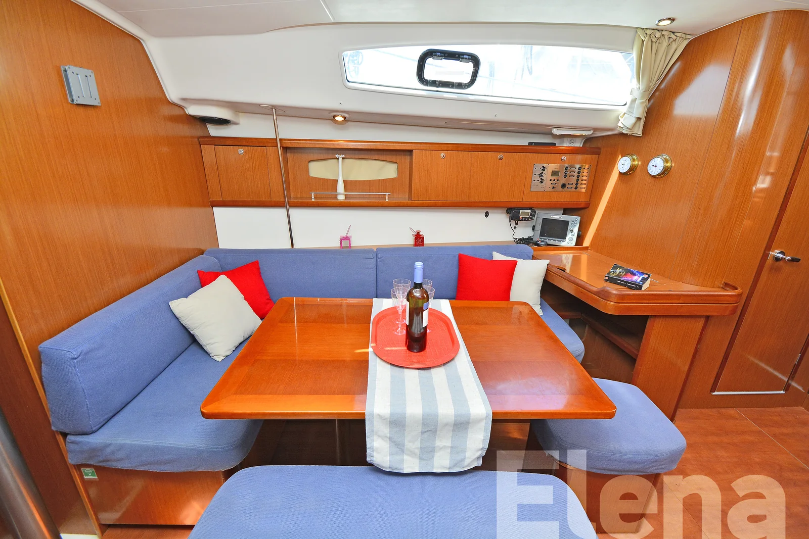 Yacht BENETEAU Oceanis 43 - Elena - Foto 1