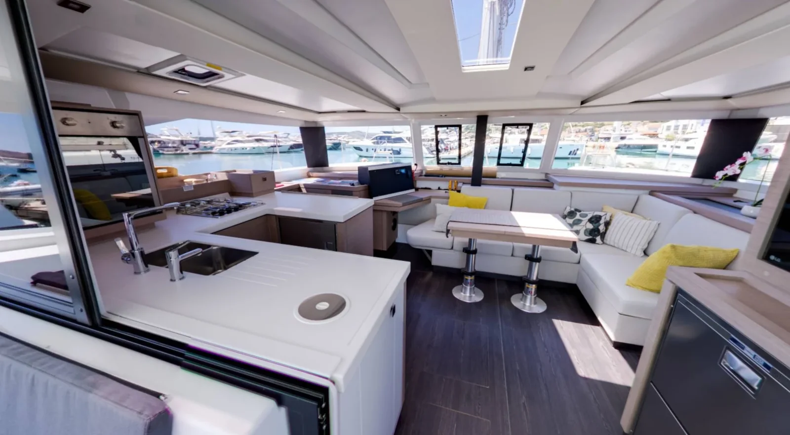 Yacht FOUNTAINE PAJOT Astrea 42 - Magic Summer - Foto 1