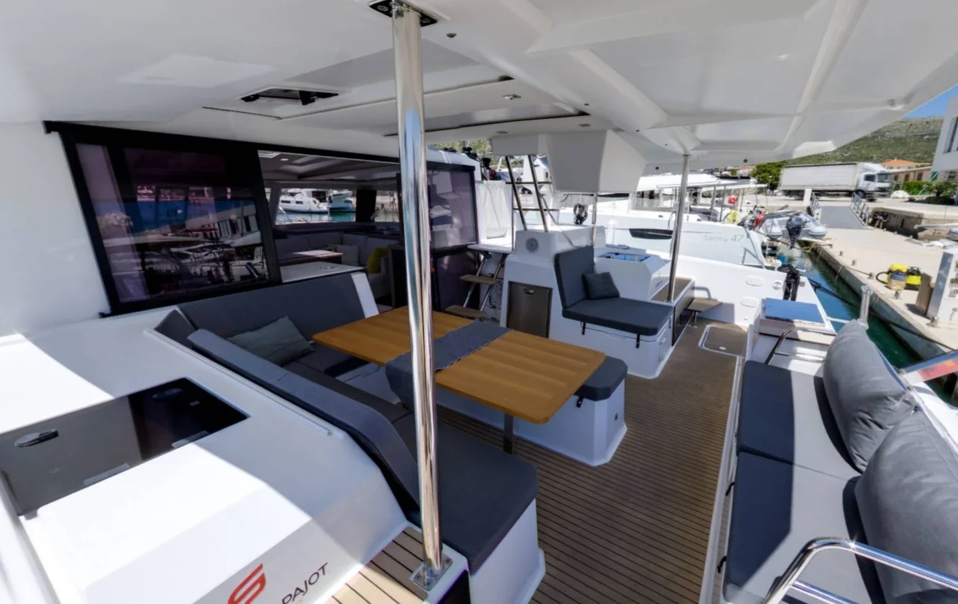Yacht FOUNTAINE PAJOT Astrea 42 - Magic Summer - Foto 1
