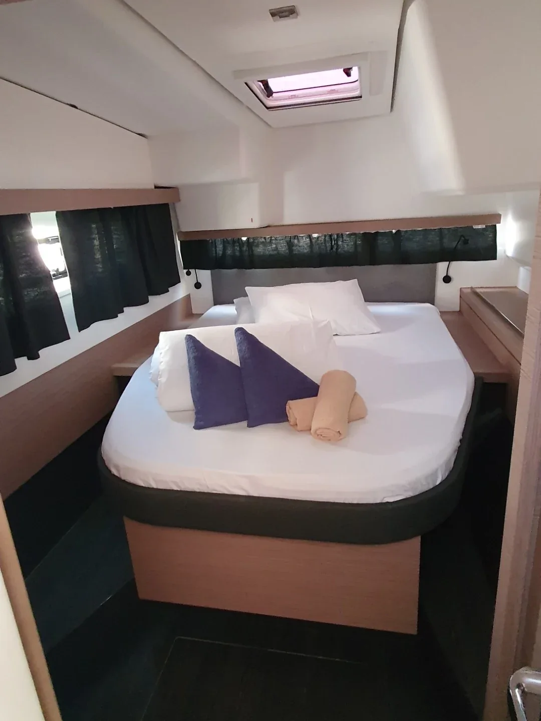 Yacht FOUNTAINE PAJOT Isla 40 - Sailor Venus - Foto 1