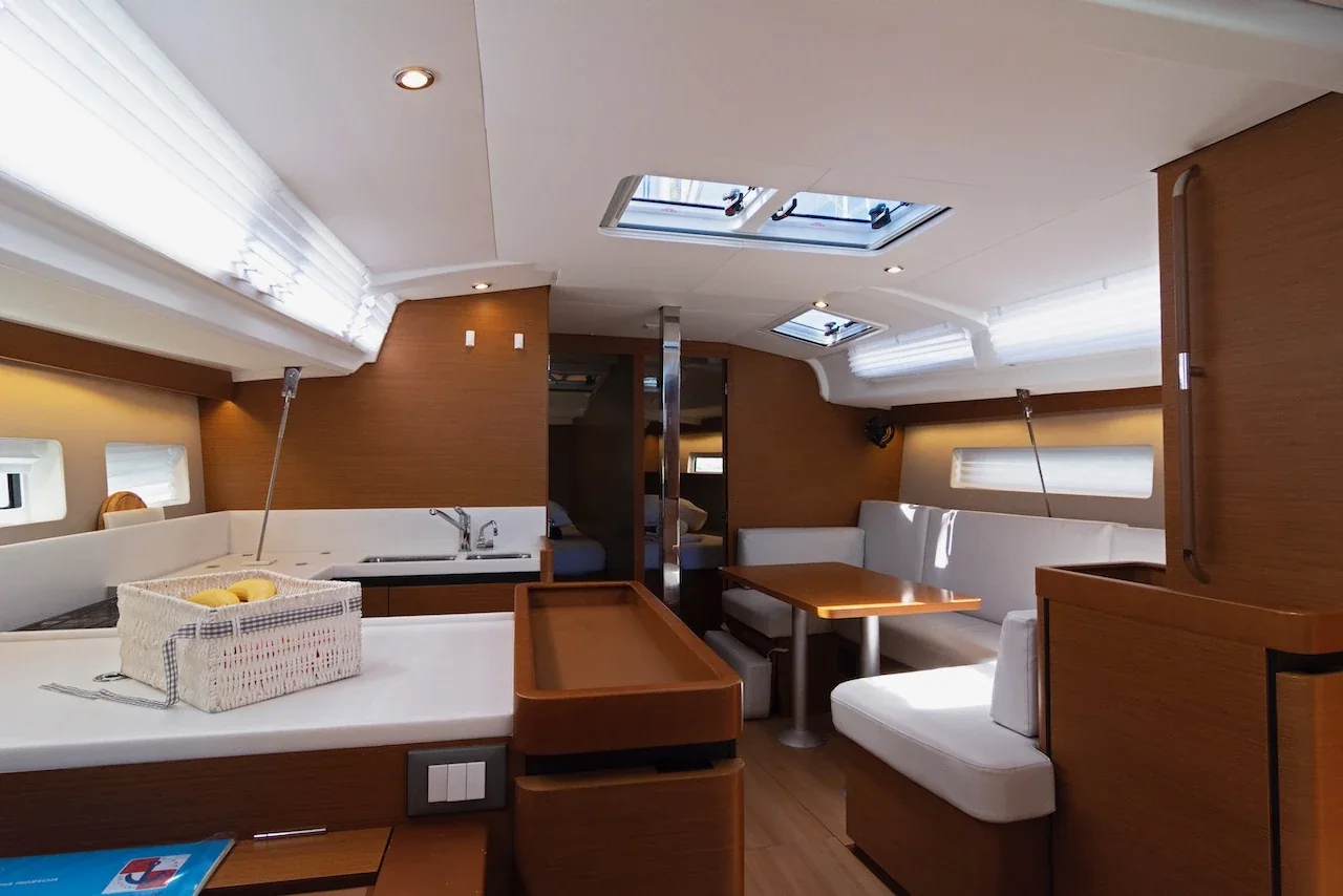Yacht JEANNEAU Sun Odyssey 440 - Sun Kiss - Foto 1