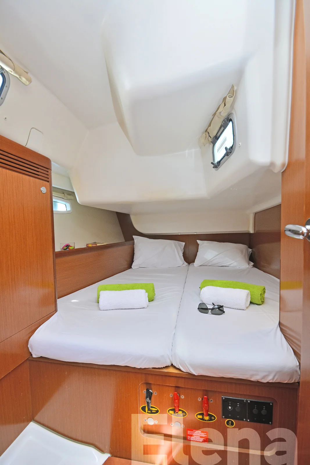 Yacht BENETEAU Oceanis 43 - Elena - Foto 1