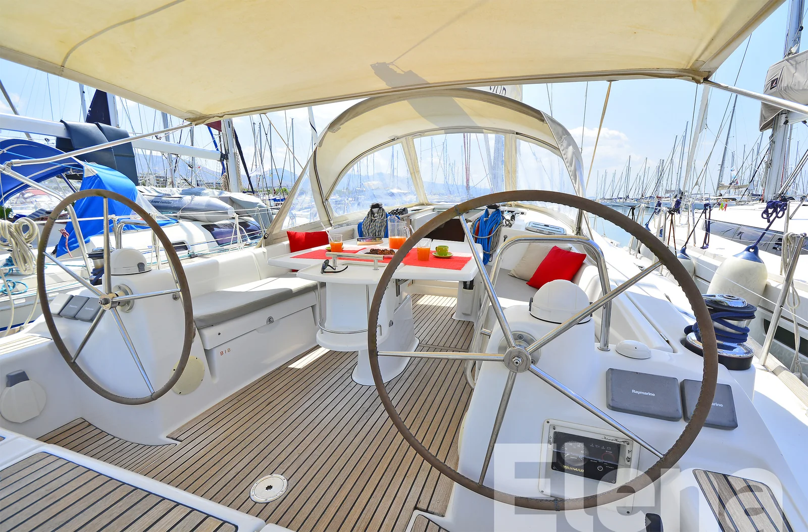 Yacht BENETEAU Oceanis 43 - Elena - Foto 1