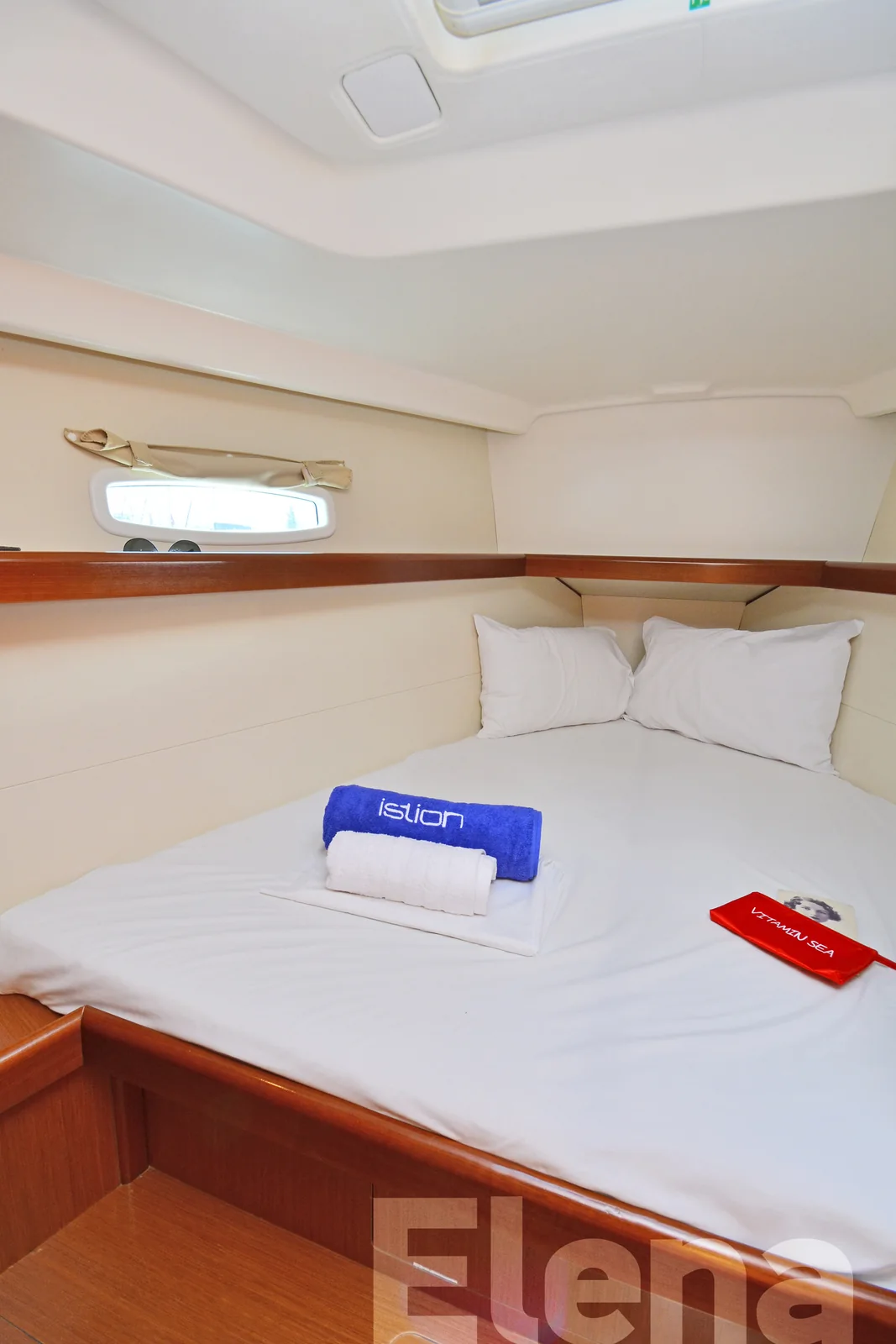 Yacht BENETEAU Oceanis 43 - Elena - Foto 1