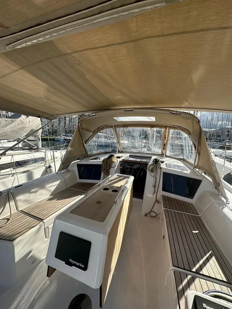 Yacht DUFOUR 390 Grand Large - Special One - Foto 1