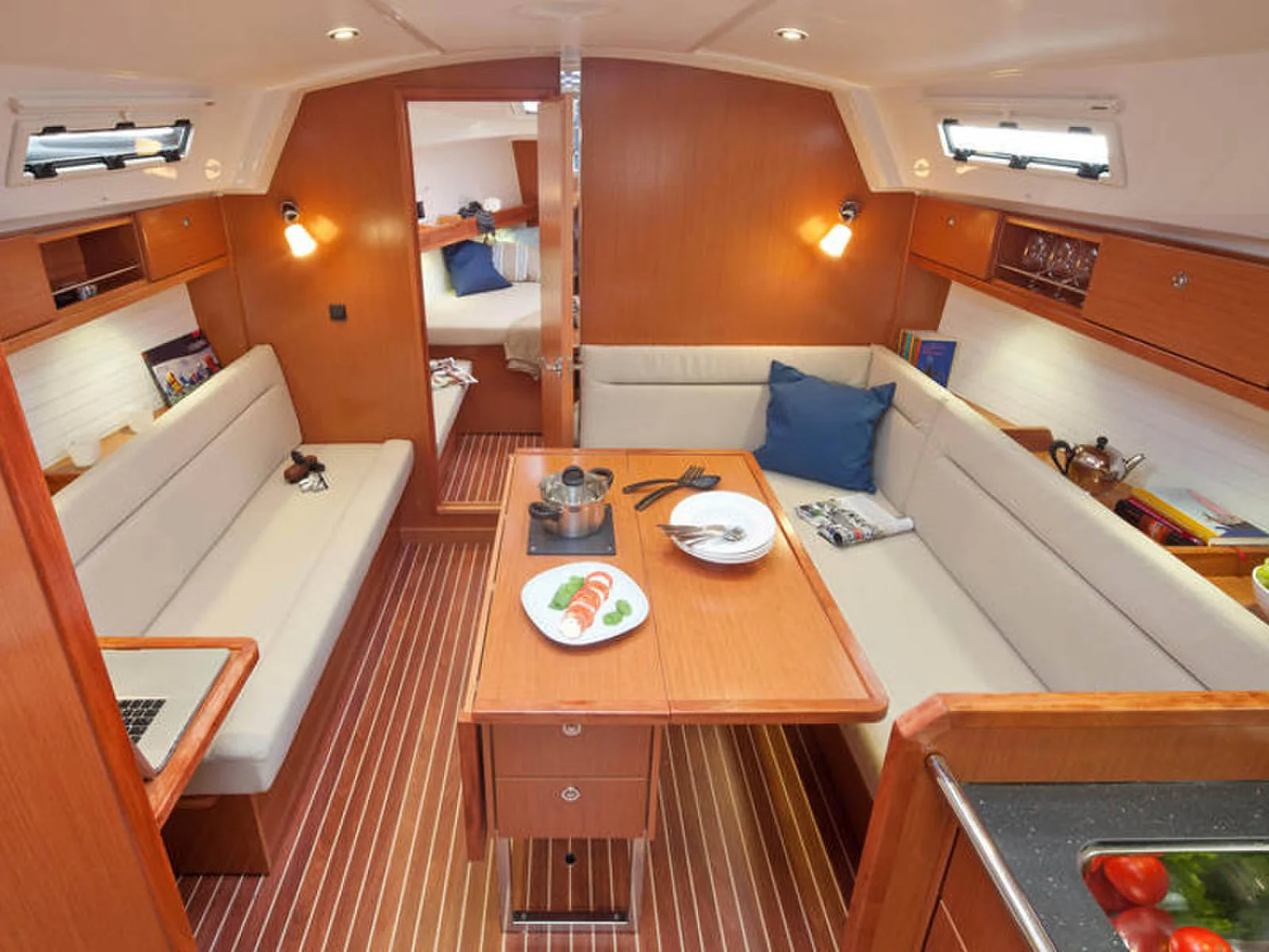 Yacht BAVARIA Cruiser 36 - Kathy Cool - Foto 1