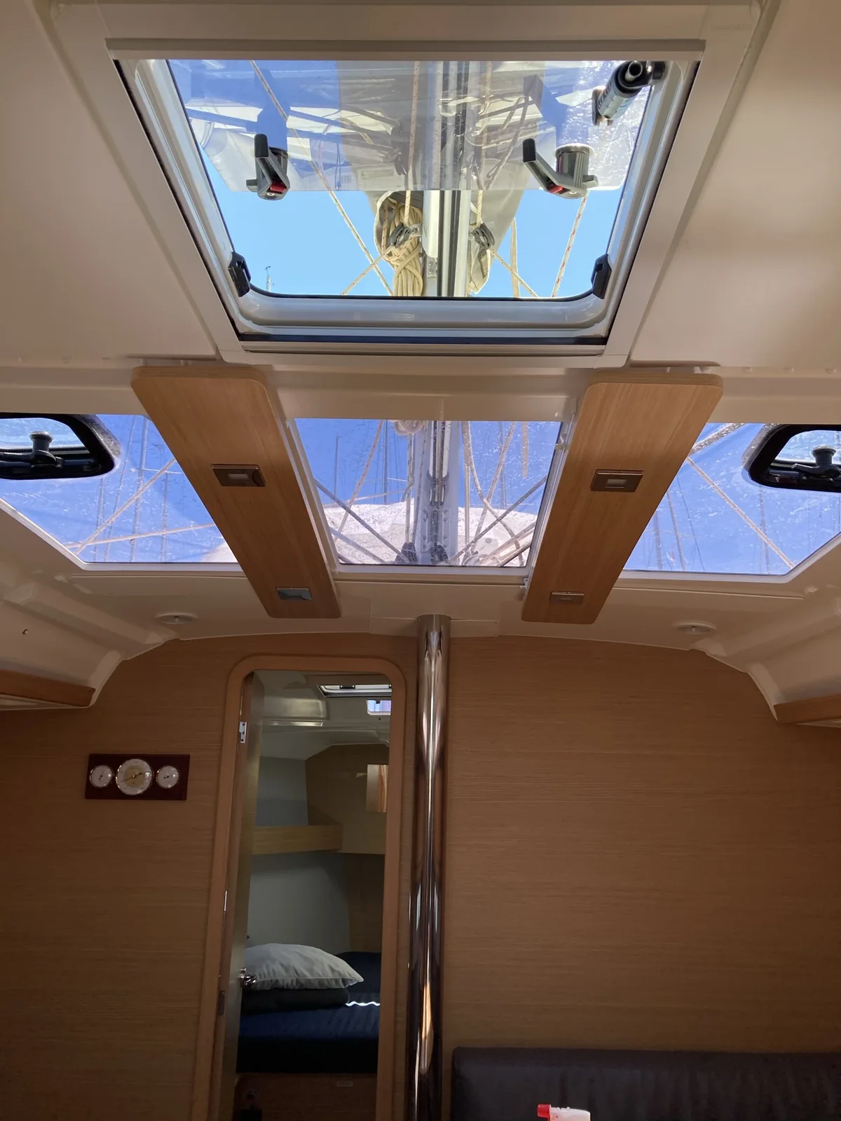 Yacht DUFOUR 390 Grand Large - Pixie - Foto 1