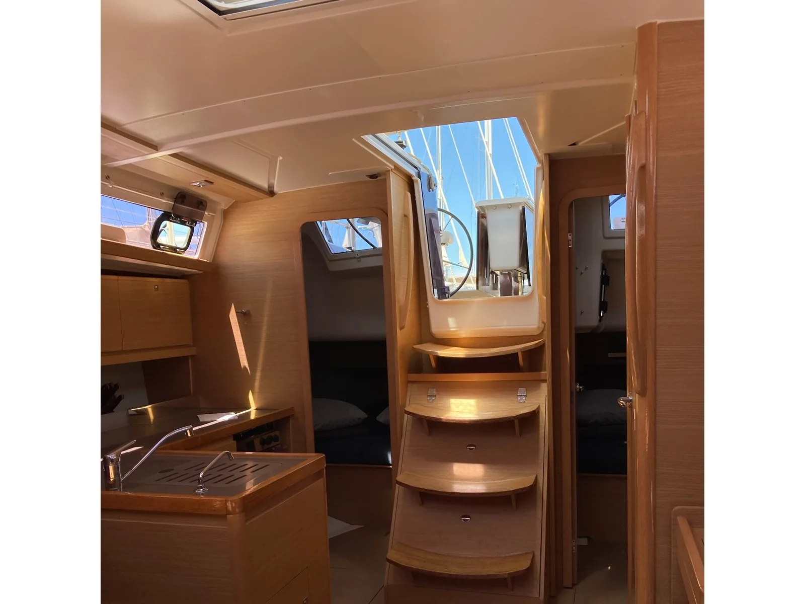 Yacht DUFOUR 390 Grand Large - Pixie - Foto 1
