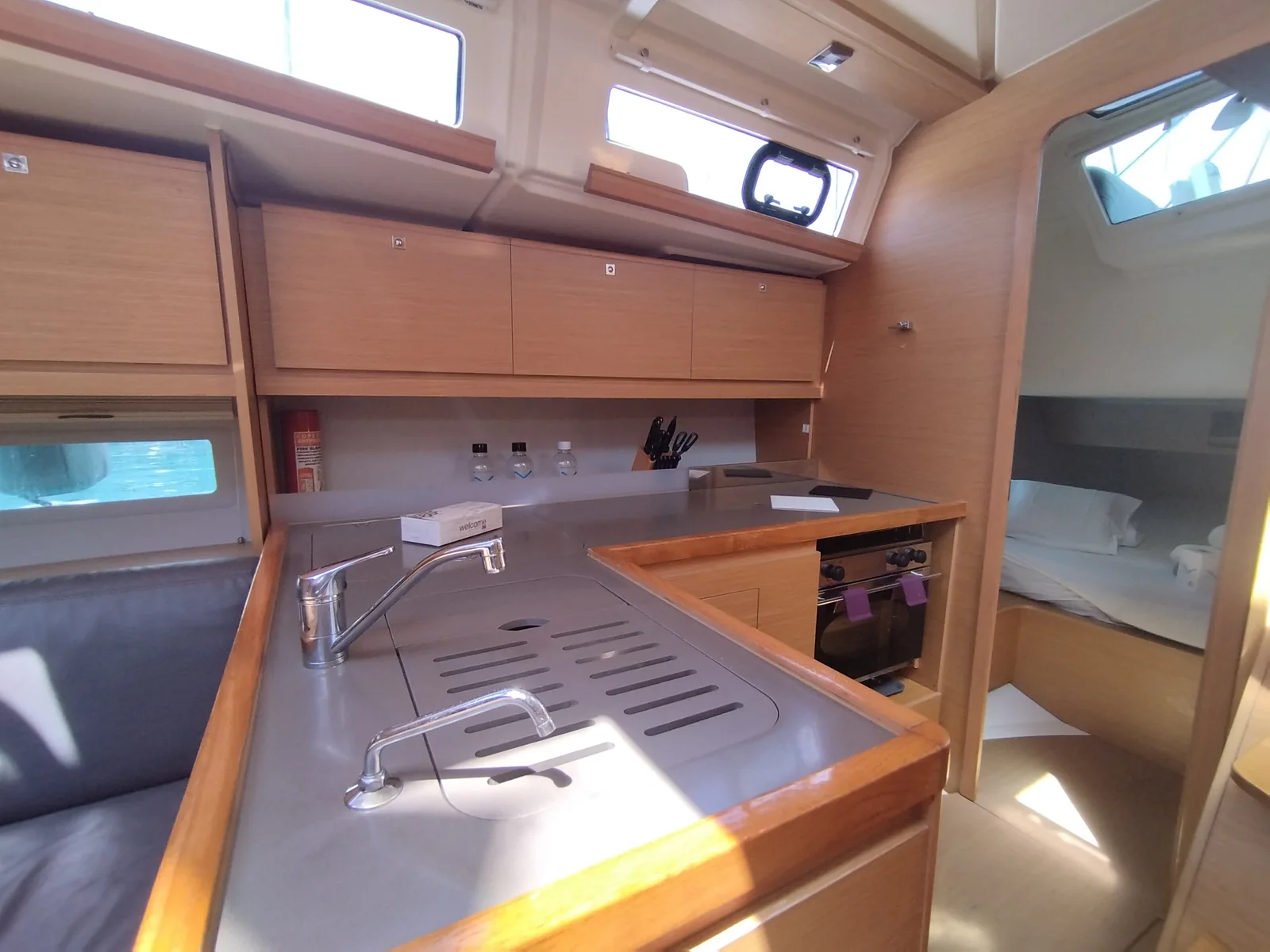 Yacht DUFOUR 390 Grand Large - Pixie - Foto 1