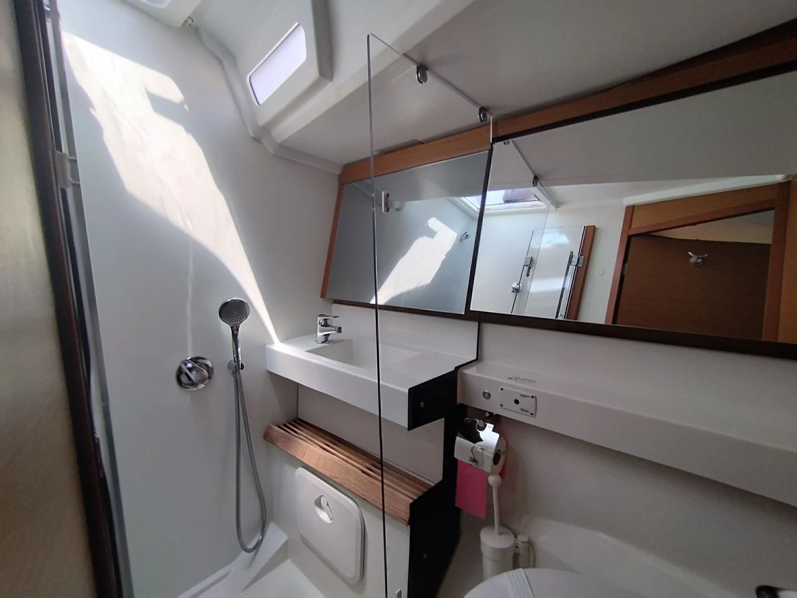 Yacht DUFOUR 390 Grand Large - Pixie - Foto 1