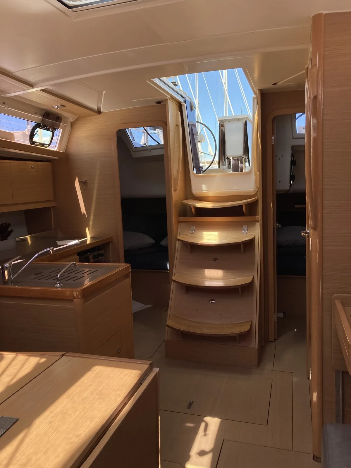Yacht DUFOUR 390 Grand Large - Pixie - Foto 1