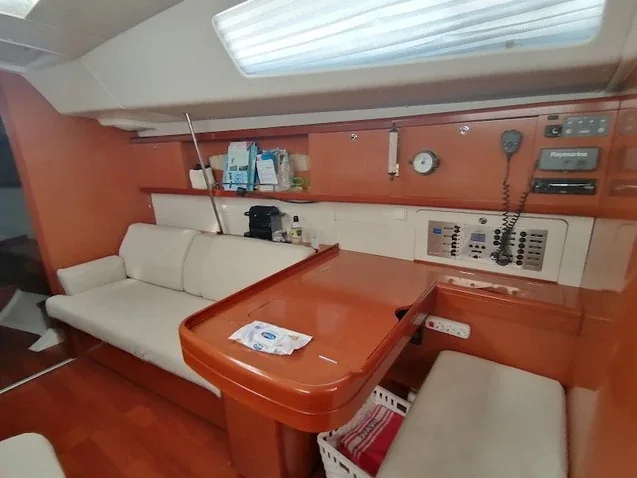 Yacht BENETEAU Oceanis 46 - Viento - Foto 1