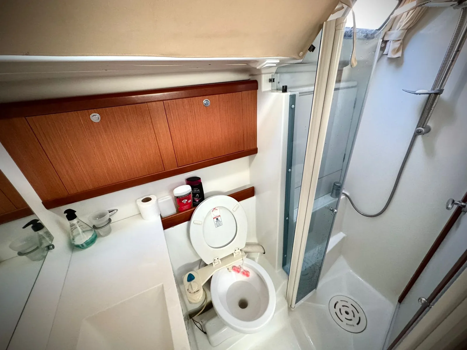 Yacht BENETEAU Oceanis 46 - Viento - Foto 1