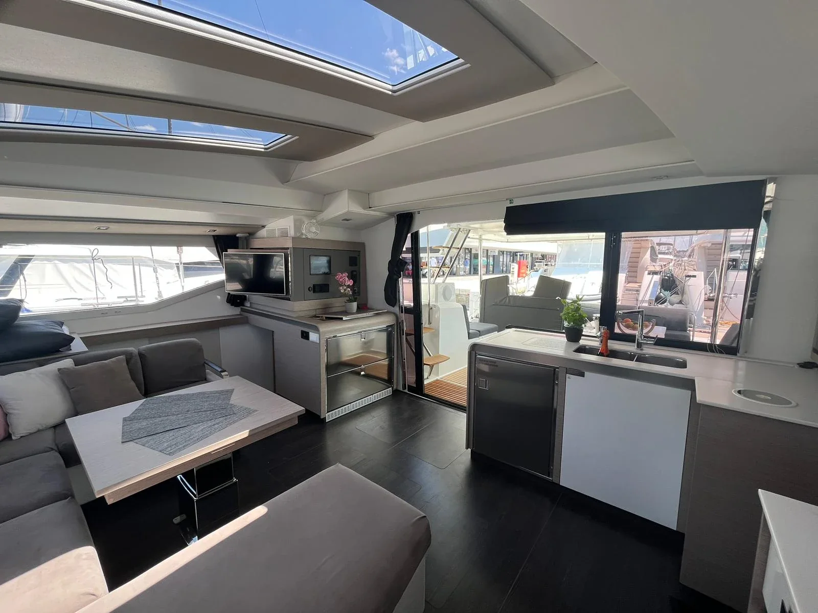 Yacht FOUNTAINE PAJOT Elba 45 - Dreamcatcher - Foto 1