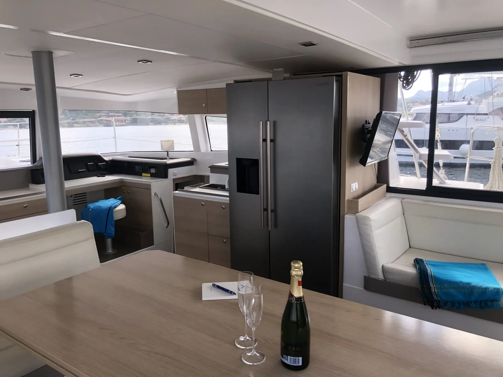 Yacht CATANA Bali 4.3 - Hogwarts - Foto 1