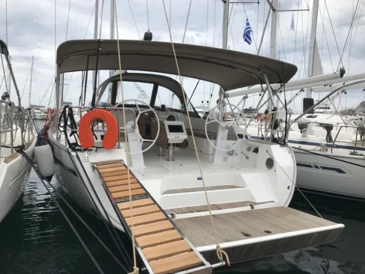 Yacht BAVARIA Cruiser 46