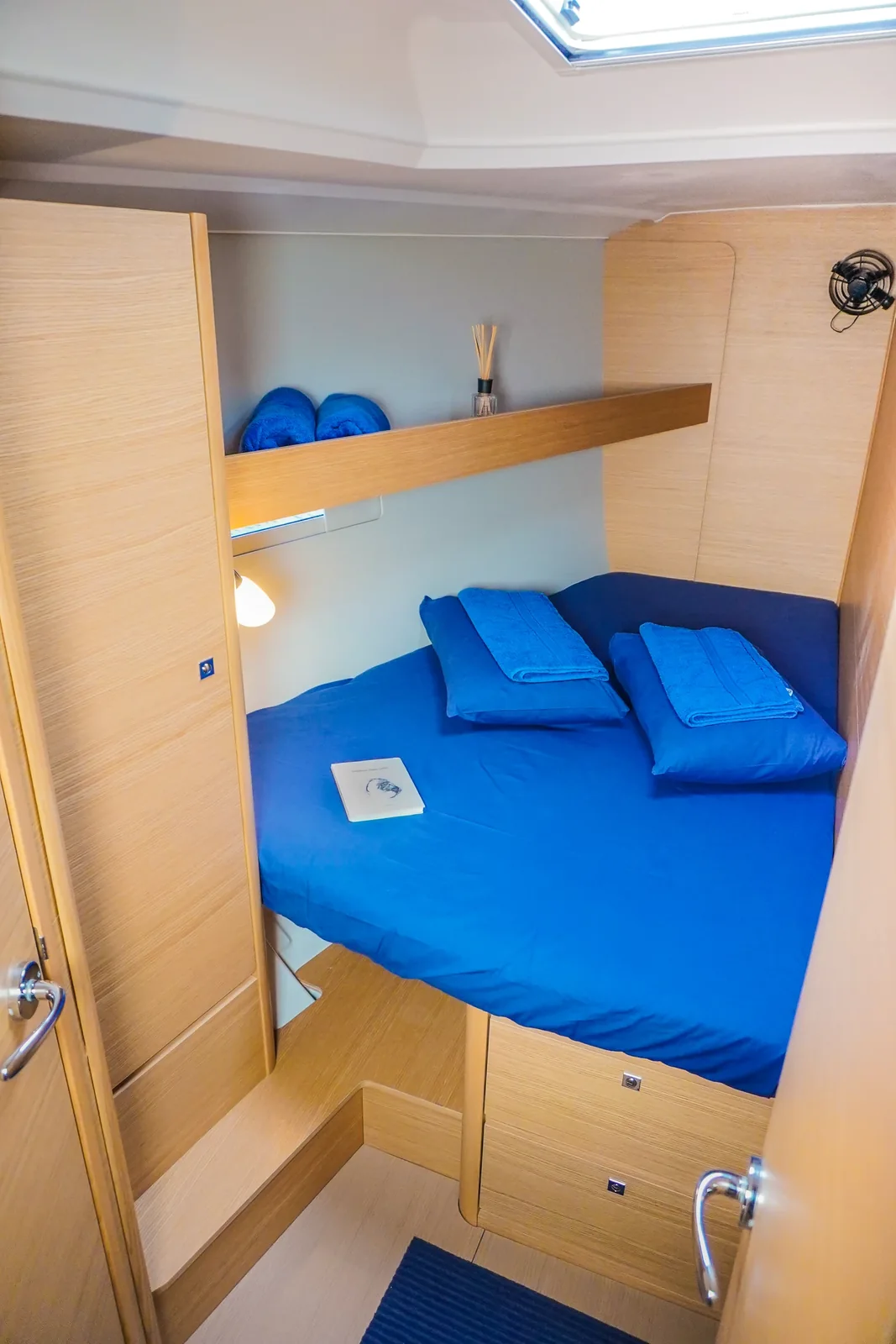 Yacht DUFOUR 460 Grand Large - Joanne - Foto 1