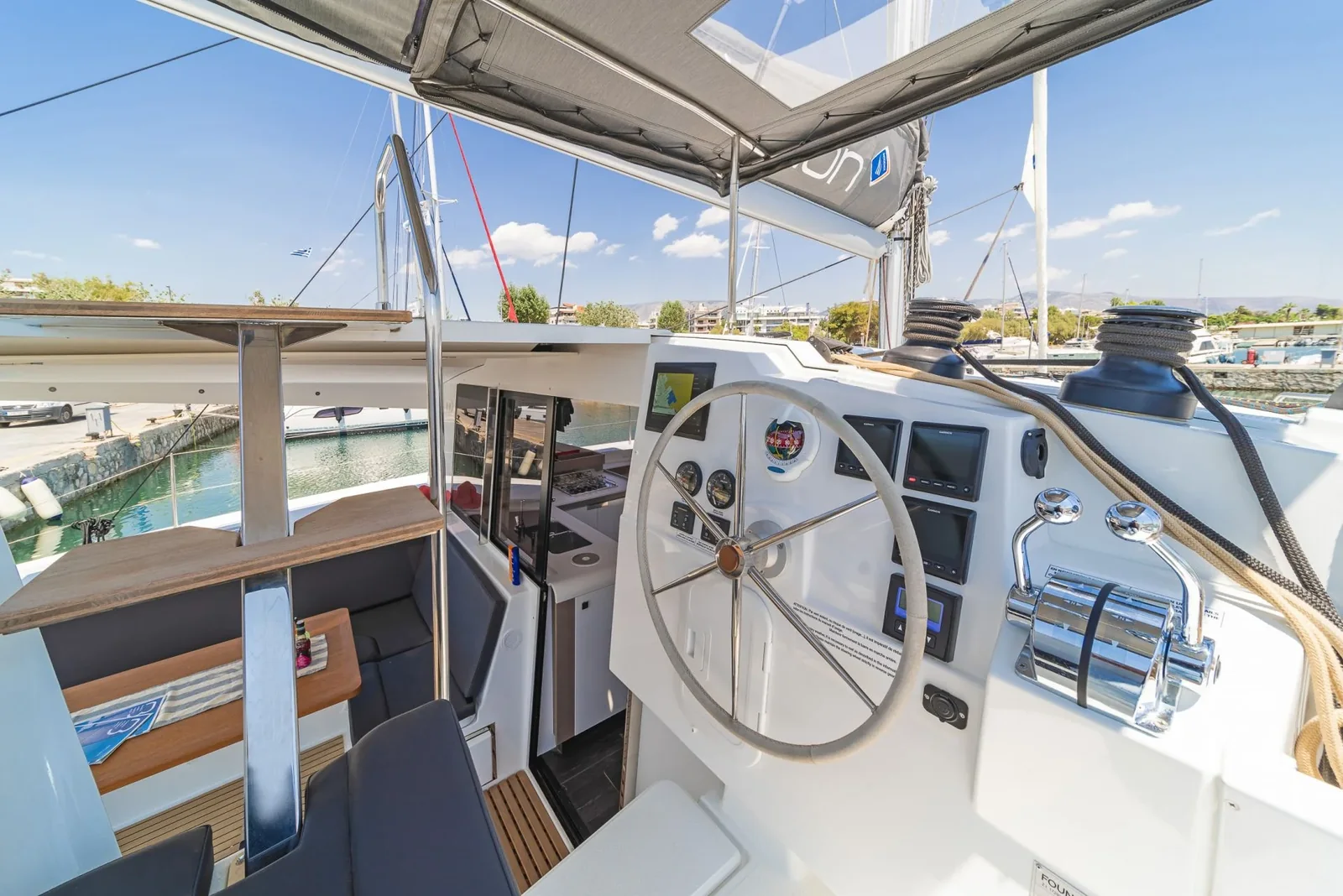 Yacht FOUNTAINE PAJOT Isla 40 - Aifos - Foto 1