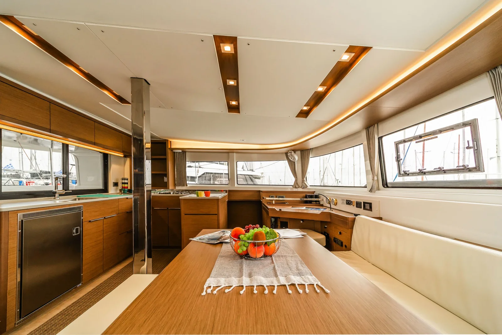 Yacht LAGOON 46 - Lucky Dragon - Foto 1