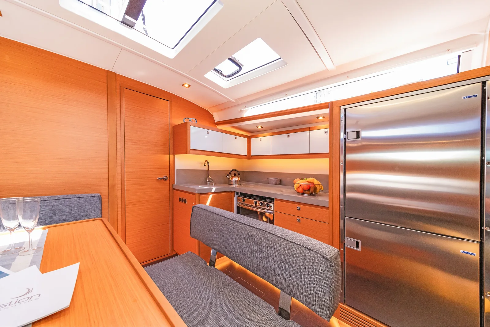 Yacht DUFOUR 470 - Edelweiss - Foto 1