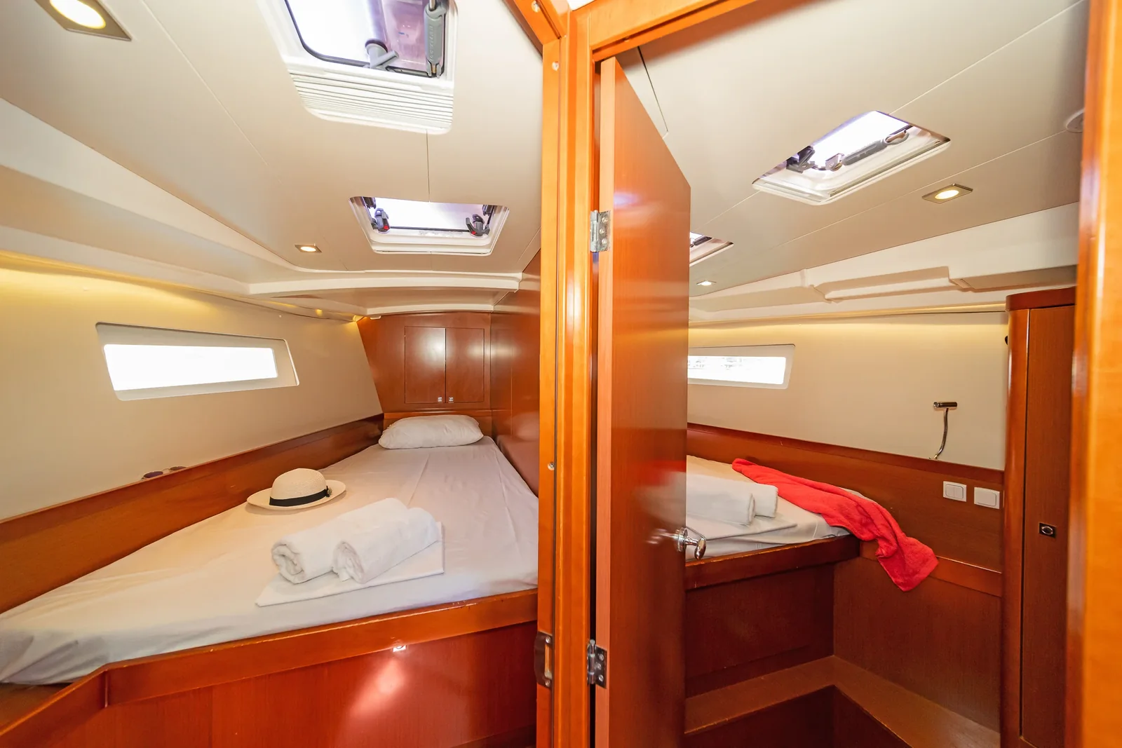 Yacht BENETEAU Oceanis 45 - Quantum - Foto 1