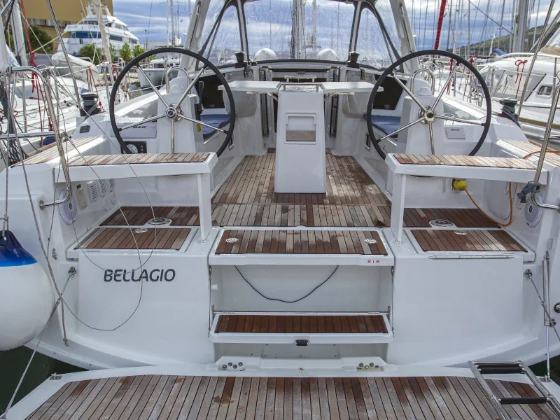 Yacht BENETEAU Oceanis 38.1 - Bellagio - Foto 1