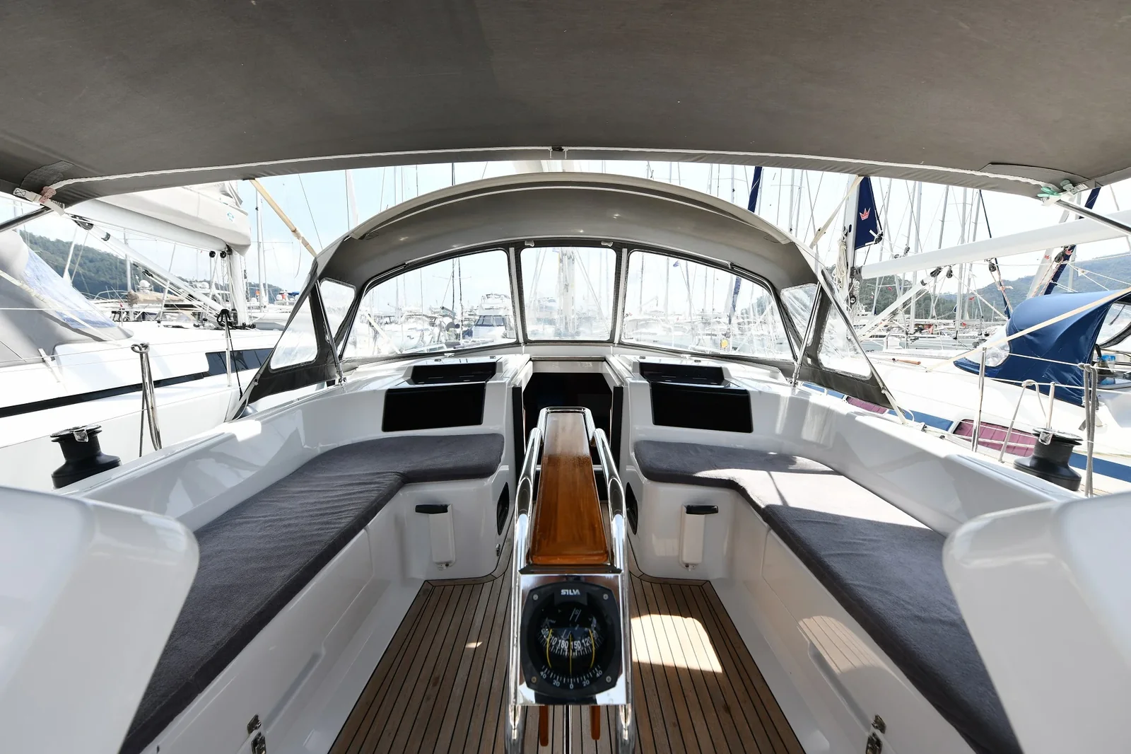 Yacht HANSE 458 - Sarisu - Foto 1