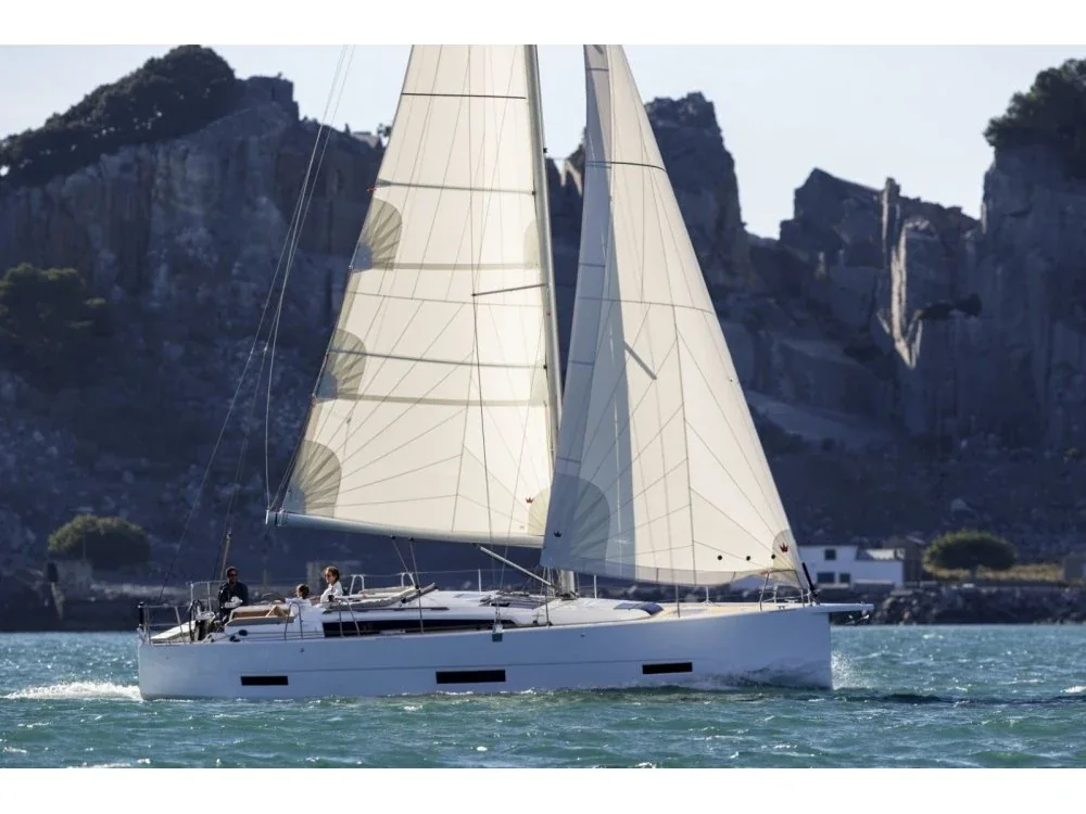Yacht DUFOUR 390 Grand Large - Giustina - Foto 1