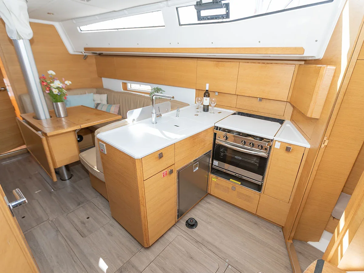 Yacht ELAN E5 - Lina - Foto 1