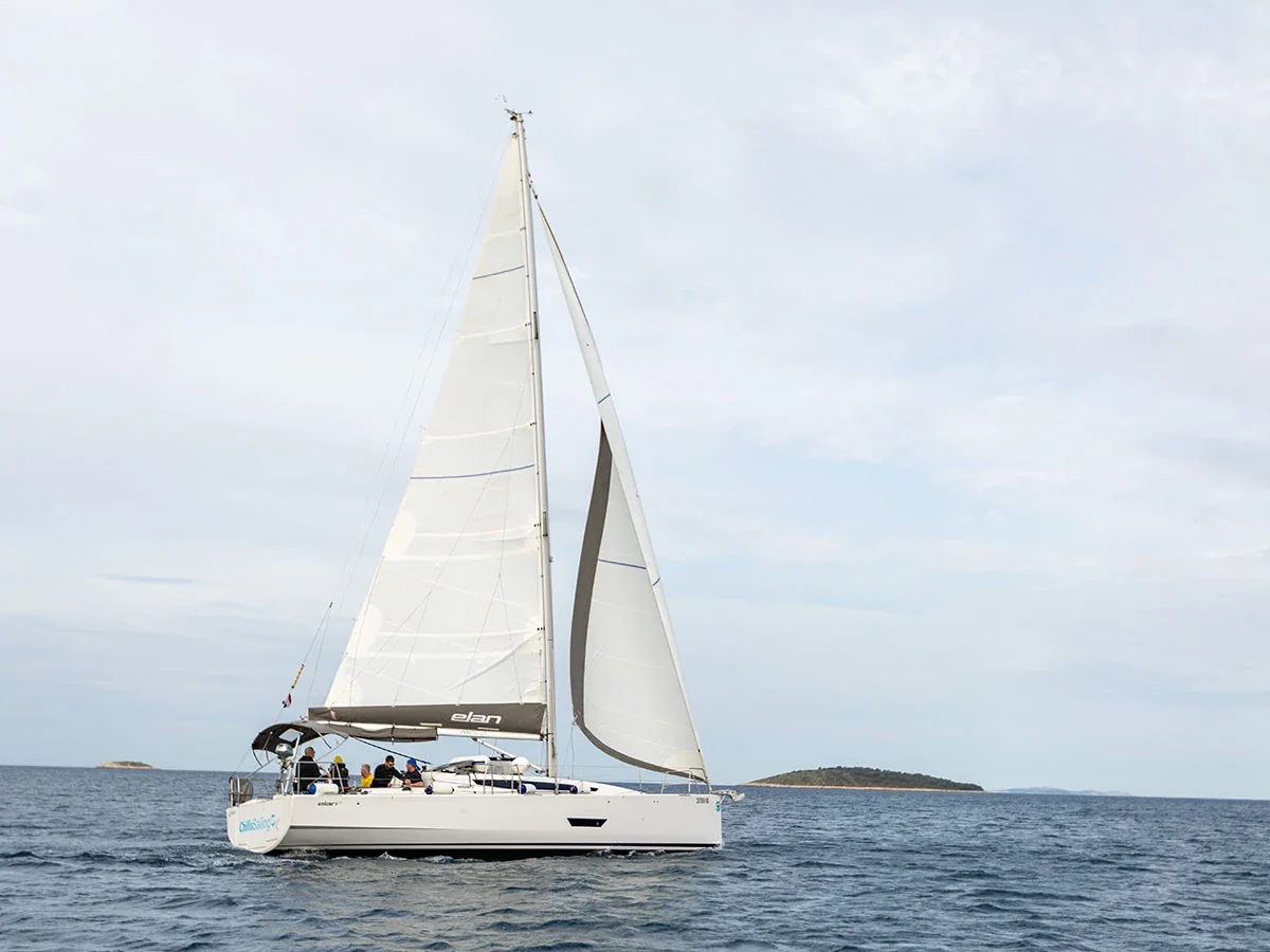 Yacht ELAN E5 - Lina - Foto 1