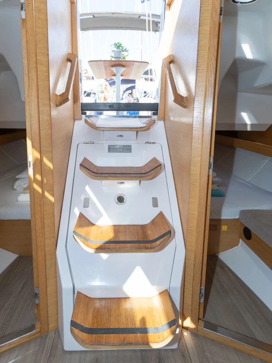 Yacht ELAN E5 - Lina - Foto 1