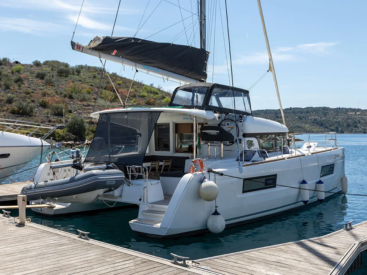Yacht LAGOON 40 - Monarch