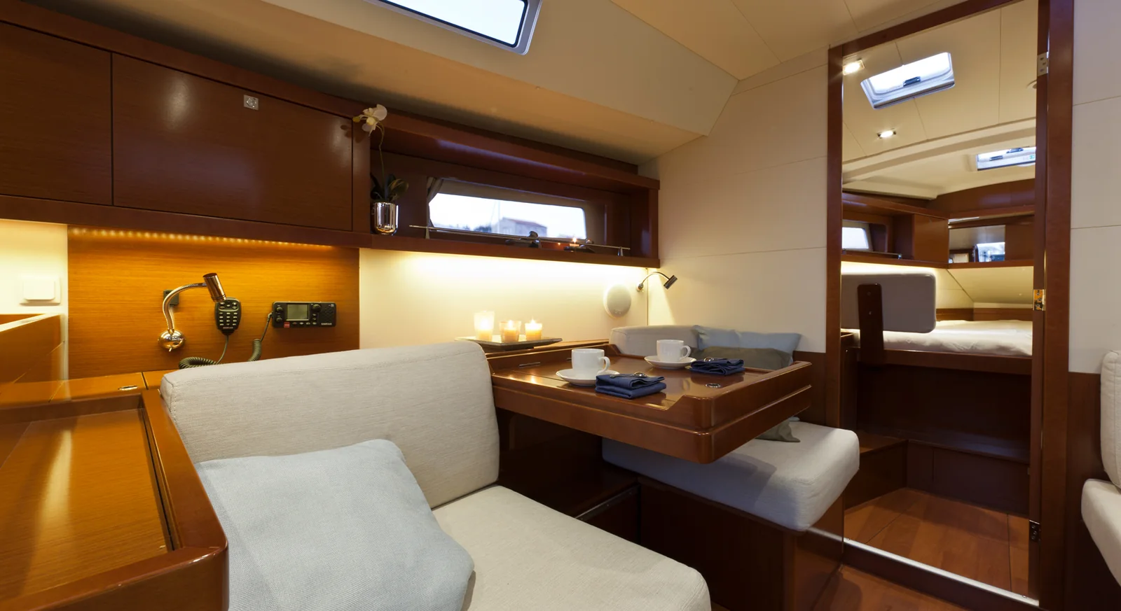 Yacht BENETEAU Oceanis 41 - Beleza - Foto 1