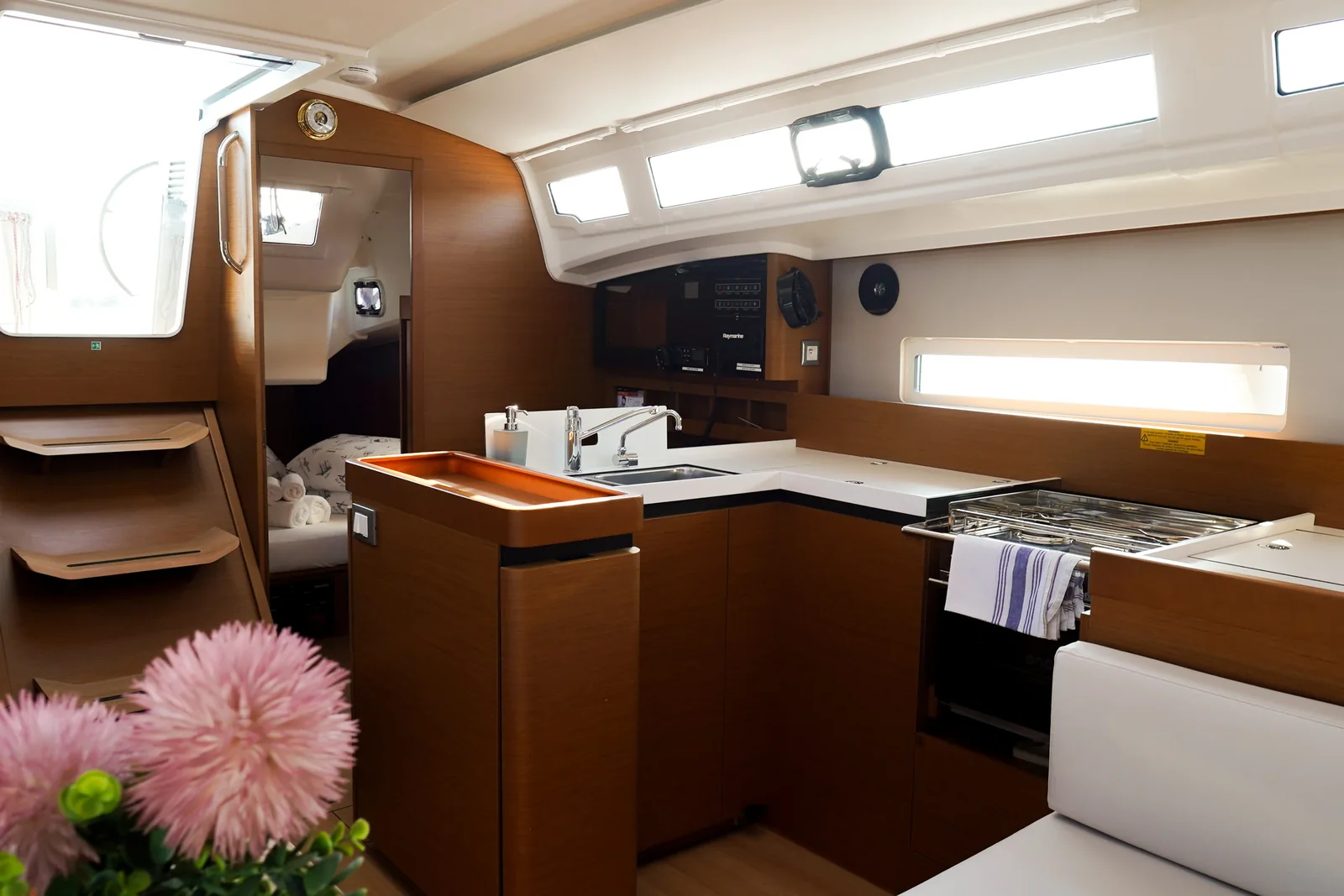 Yacht JEANNEAU Sun Odyssey 410 - Evelyne - Foto 1
